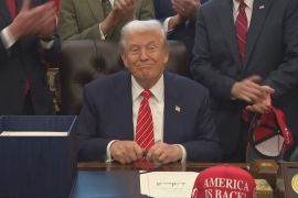 Трамп пішов на компроміс: чотириденний шатдаун уряду завершено