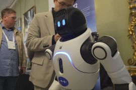Аналізатори стану волосся та навігатори всередині приміщень: що показують на Всесвітньому мобільному конгресі