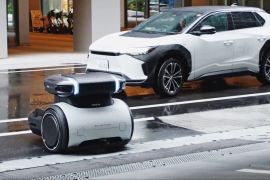 Як люди живуть поруч із роботами в експериментальному місті Toyota