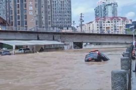 Повені в Китаї забрали життя понад 20 людей