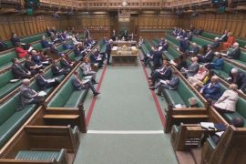 Міністри Великої Британії залишають посади й вимагають відставки прем’єра
