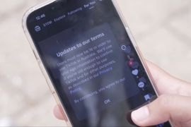 У Польщі школярам заборонять користуватися телефонами навіть на перервах
